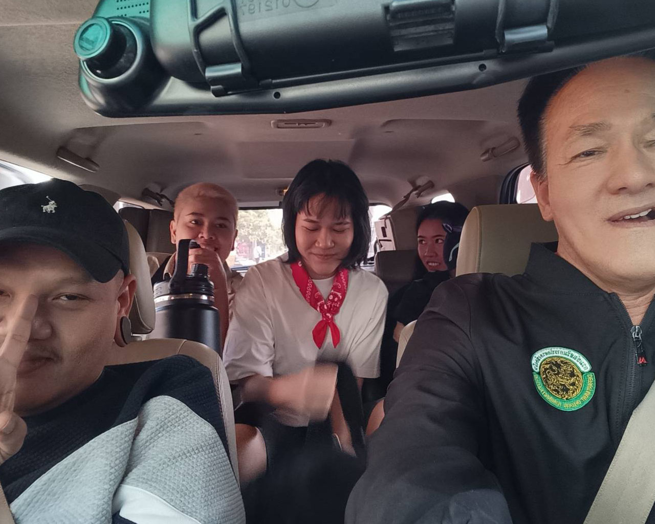 เหมารถพร้อมคนขับอุดรธานี